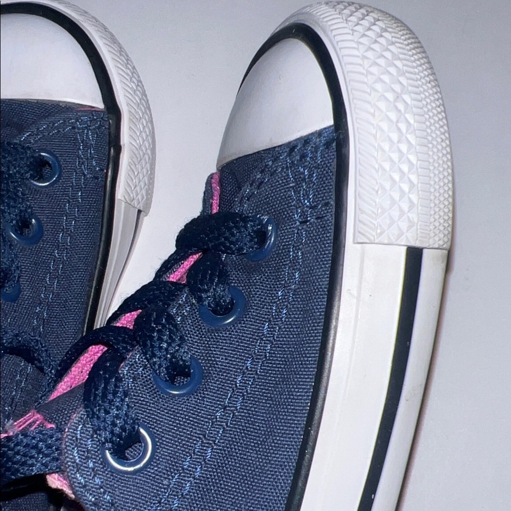 Converse Kids Sneakers in Dark Blue and Magenta - Picture 6 of 9